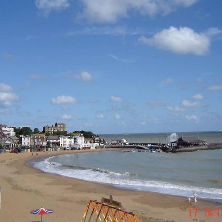 Smuggler'S Cottage Broadstairs Zewnętrze zdjęcie